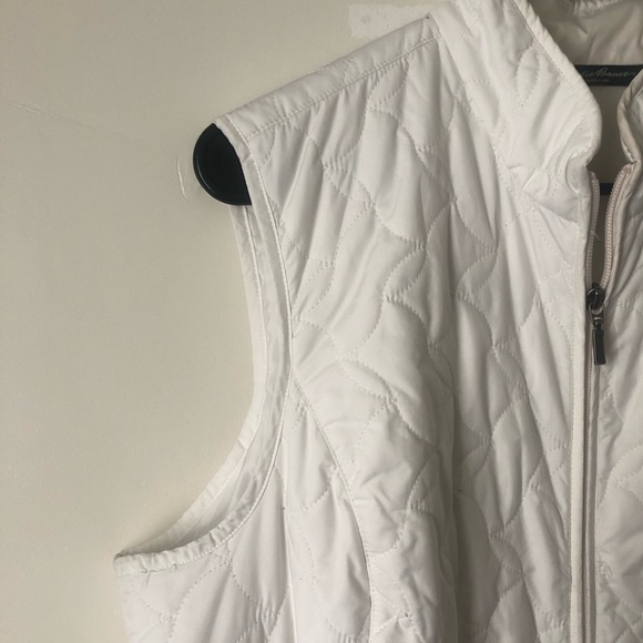 Eddie Bauer White Stylish Puffer Vest - Picture 3 of 8